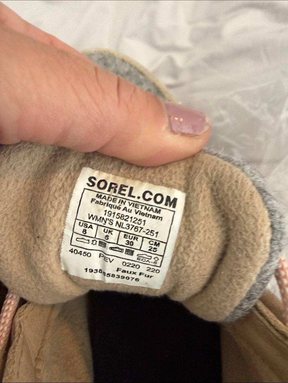 Sorel Beige & Gray Women's Ankle Sneakers with Pink Laces